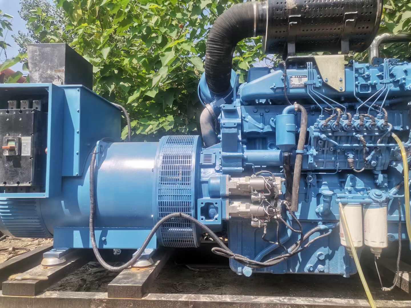 新都详细说明降低 800kW 柴油发电机输出电流波动的方法
